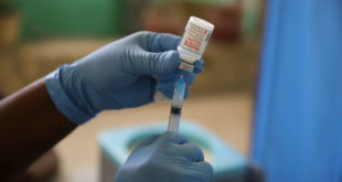 EE.UU. alcanza 200 millones de vacunas donadas contra COVID-19
