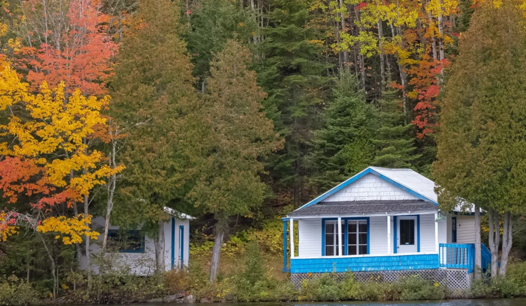 casa, otoño en Canada